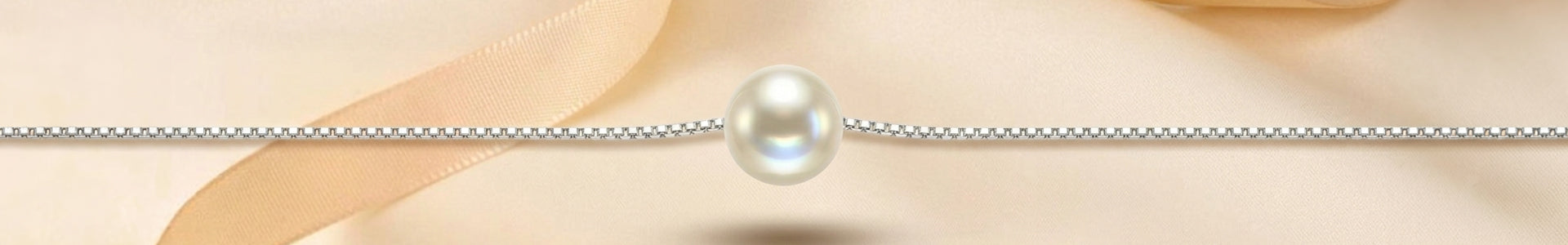 Explore Silver Necklaces