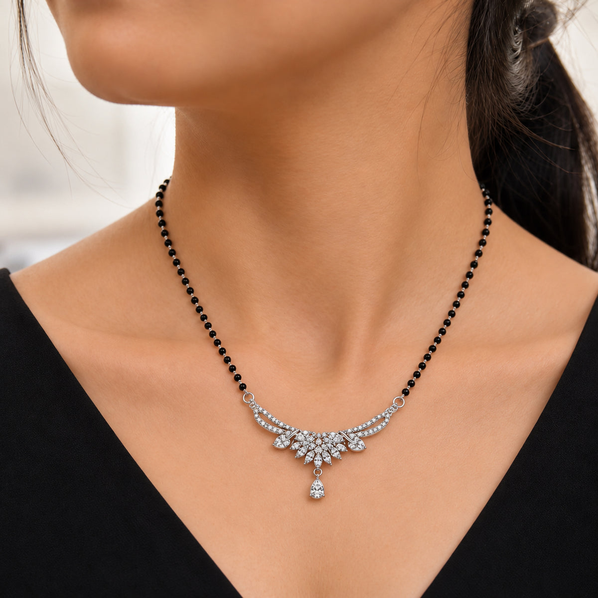 Silver Floral Burst Chandelier Mangalsutra