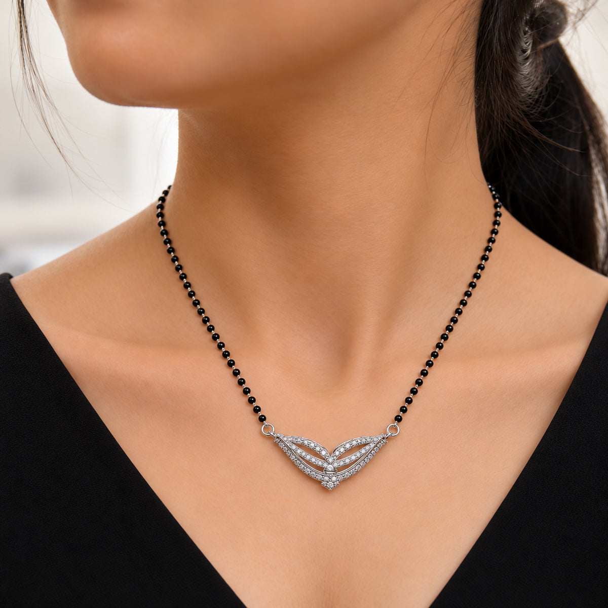 Silver Wing Leaf V Pendant Mangalsutra