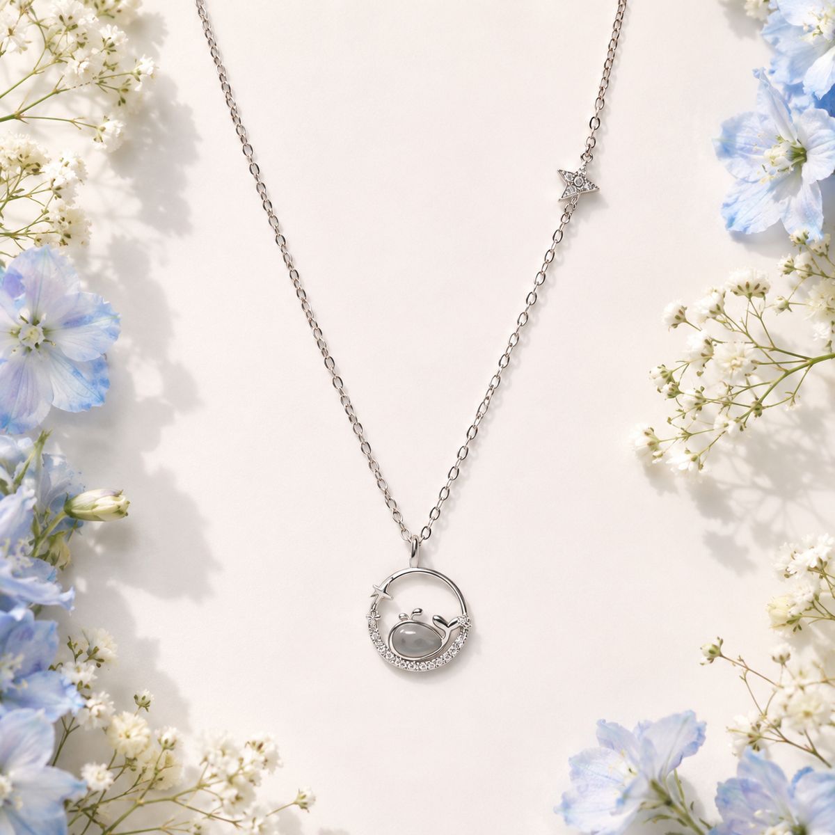Silver Circle and Star Pendant Necklace
