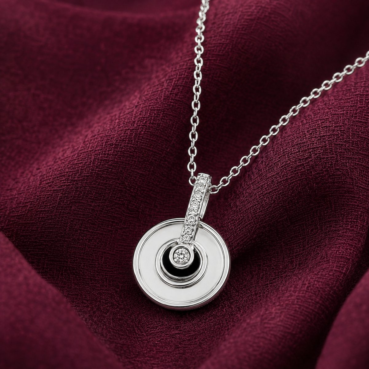 Silver Round Disc Pendant Necklace