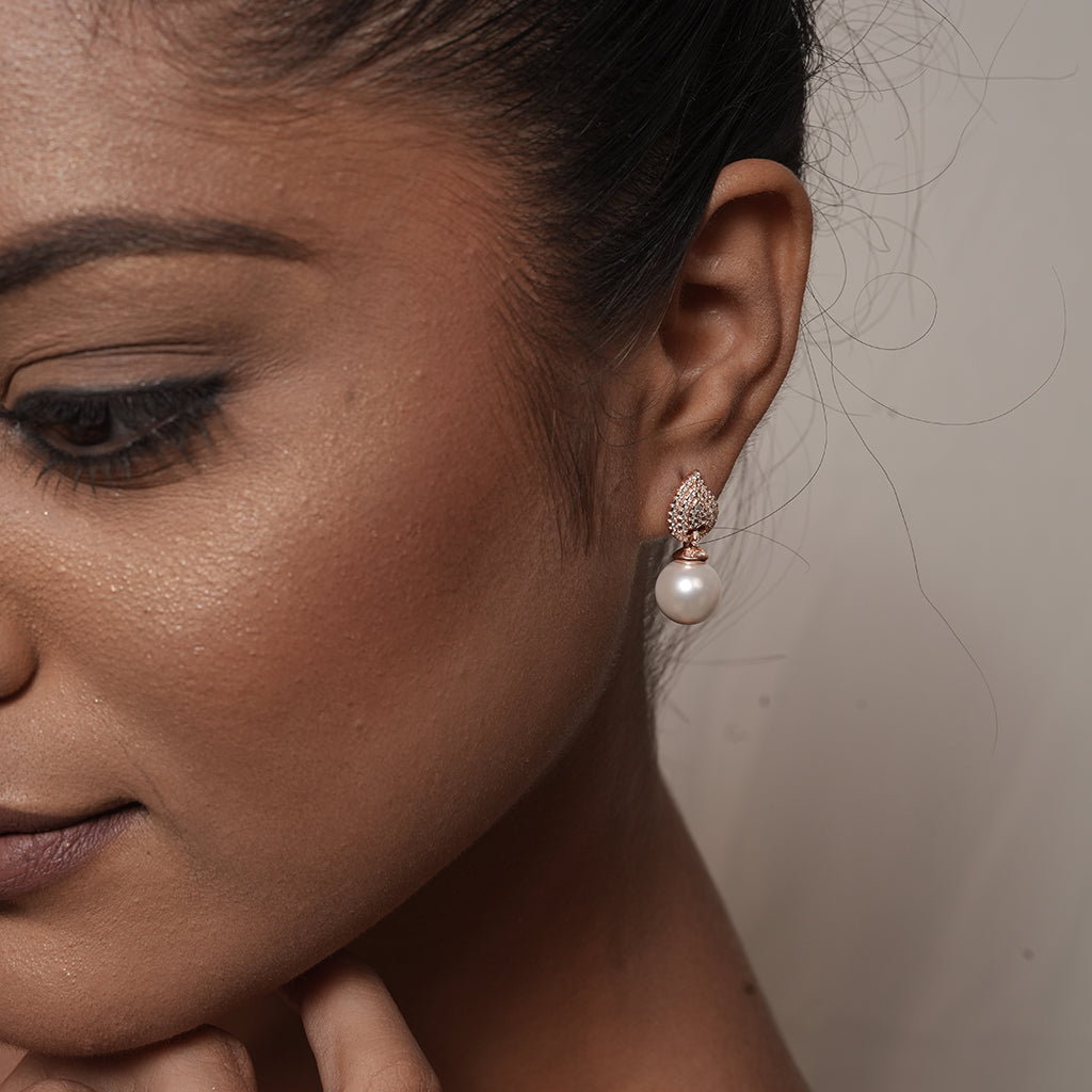 Silver Pearl Drop Earrings 2