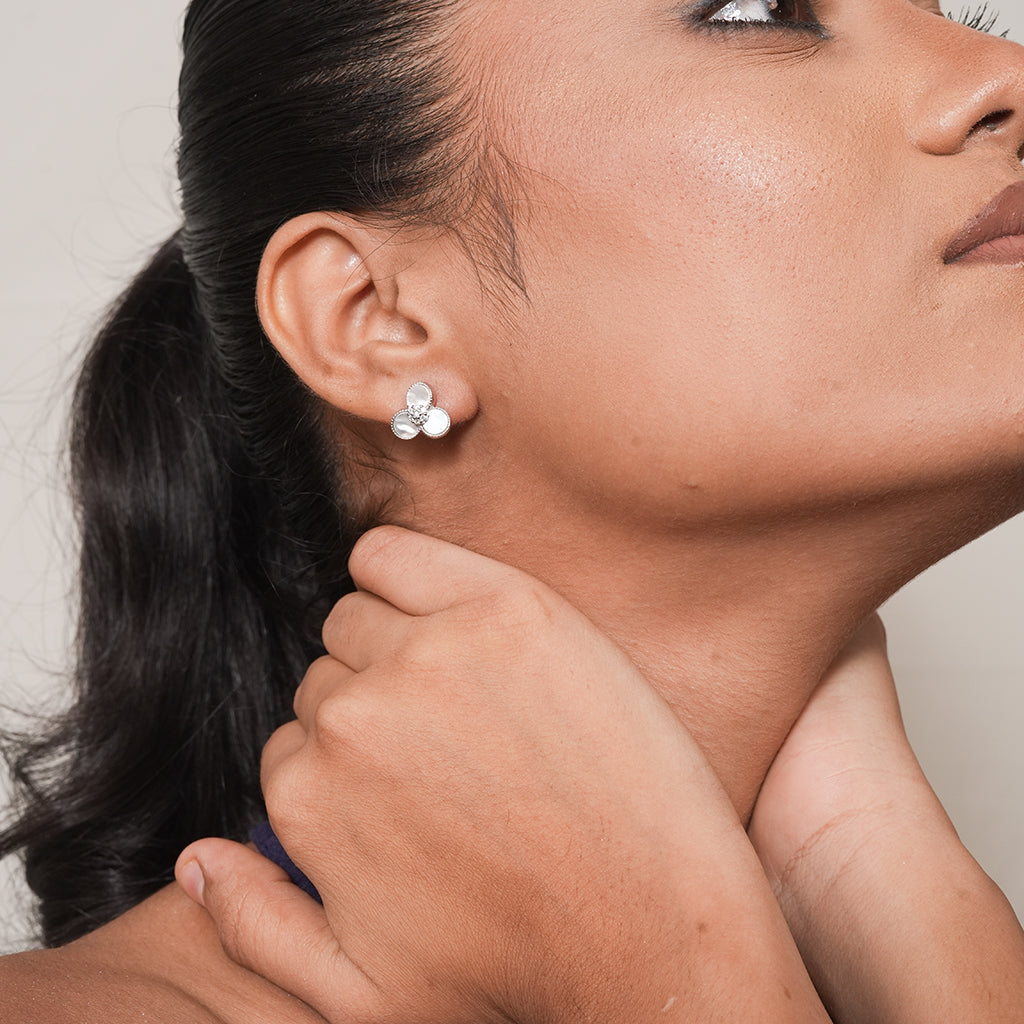 Silver Mother-of-Pearl Trefoil Stud Earrings 2