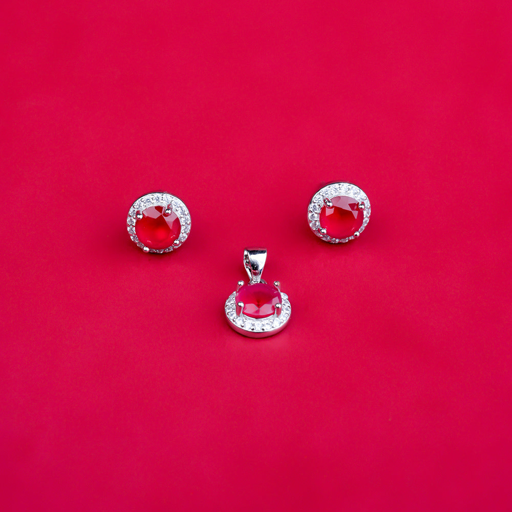 Fancy Round Shap Red Stone  Pendant Butty