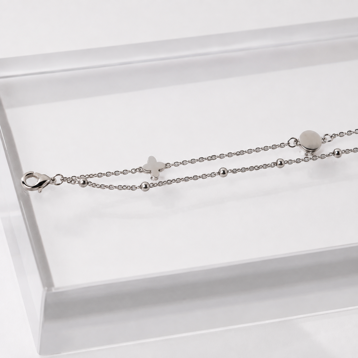 Pave clover and heart anklet with adjustable fit