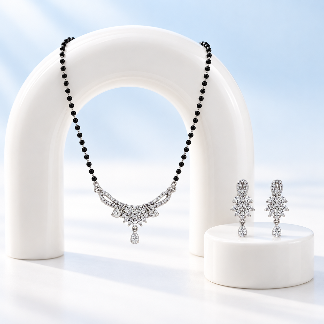 Silver Floral Burst Chandelier Mangalsutra Set