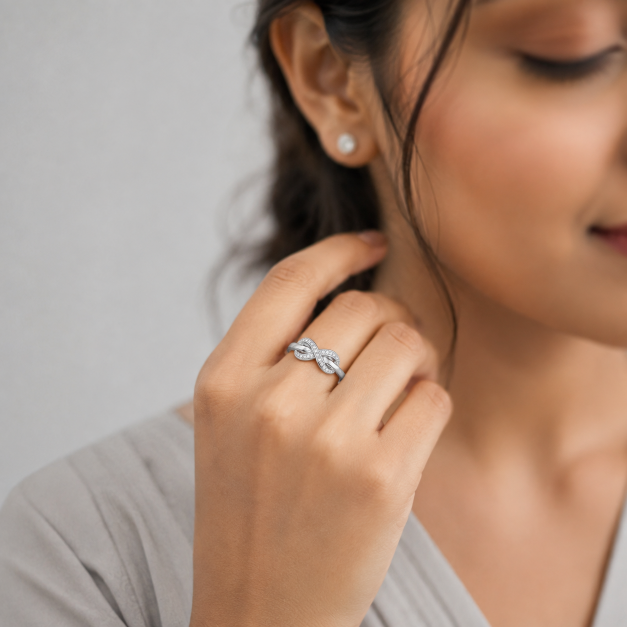 Silver Interlocking Infinity Knot Ring