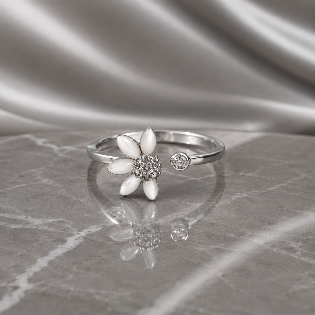 Silver Mother of Pearl Daisy Open Ring