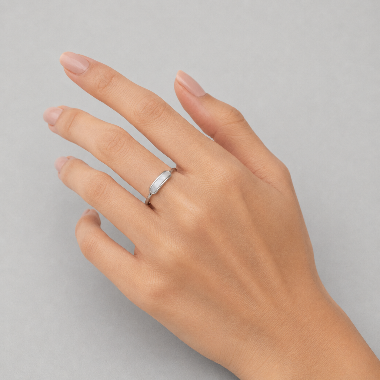 Silver Mother of Pearl Slim Bar Ring