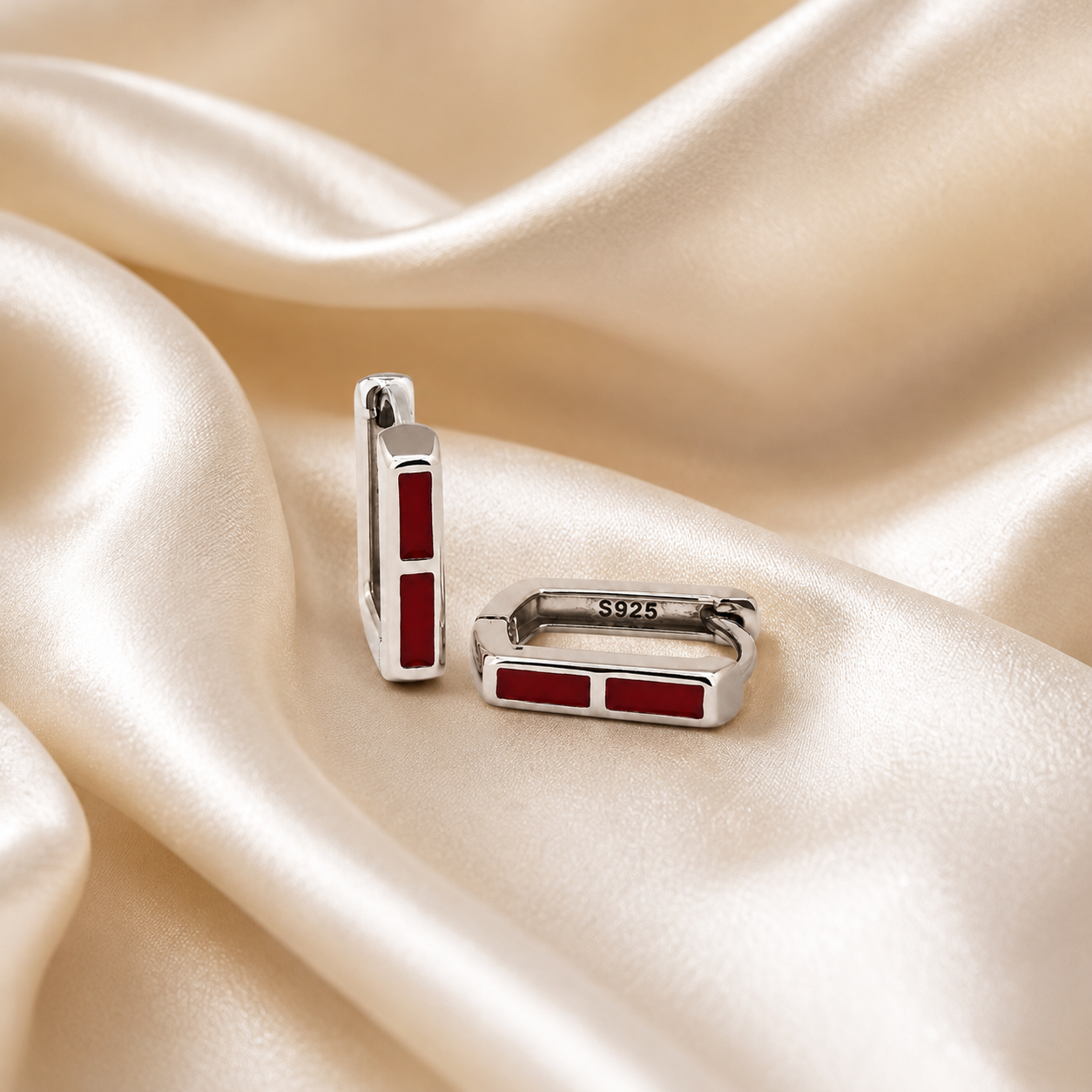 Silver Red Enamel Huggie Earrings_04