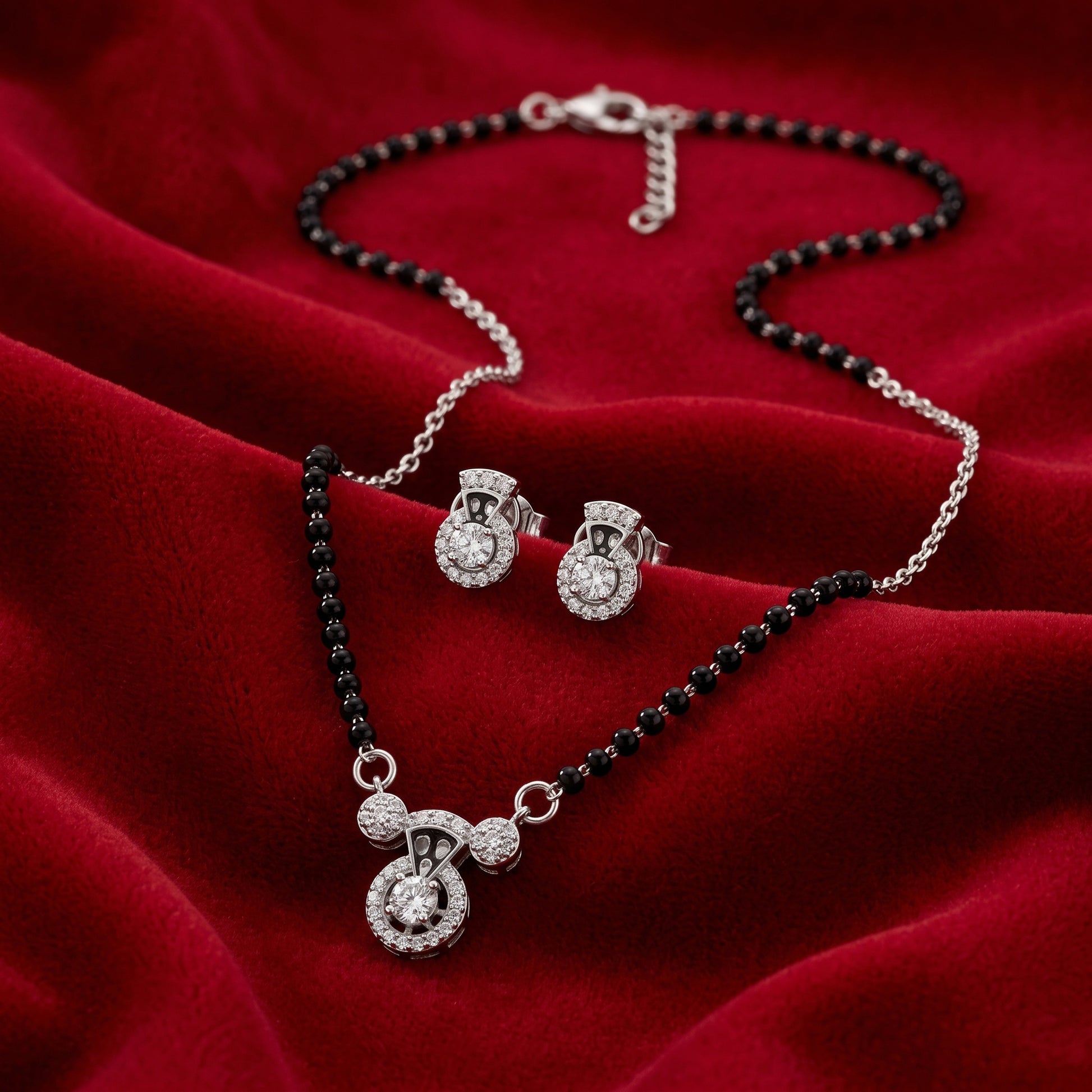 Silver Round Halo Solitaire Mangalsutra Set