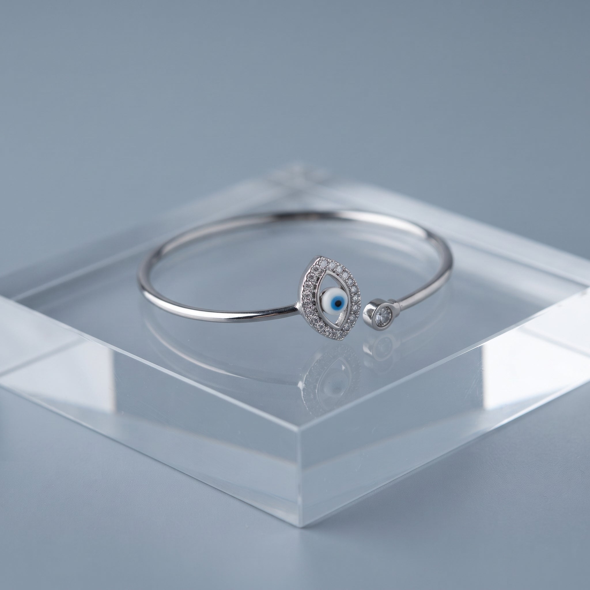 Silver Single Evil Eye Wire Cuff Bracelet